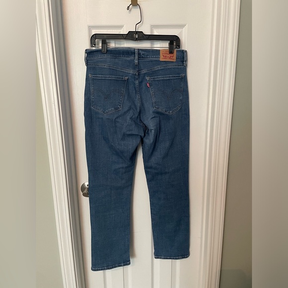 Levi’s Classic Straight Fit Jeans - Picture 4 of 7